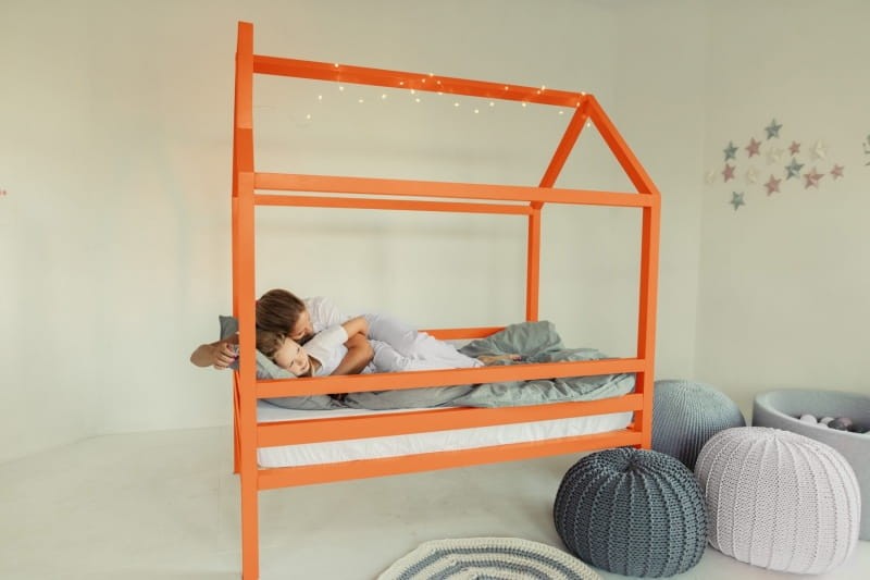 Dream h12 core. Кровать Anderson Алекса 80x160. Кровать домик 190х90. Кроватка домик коричневая.